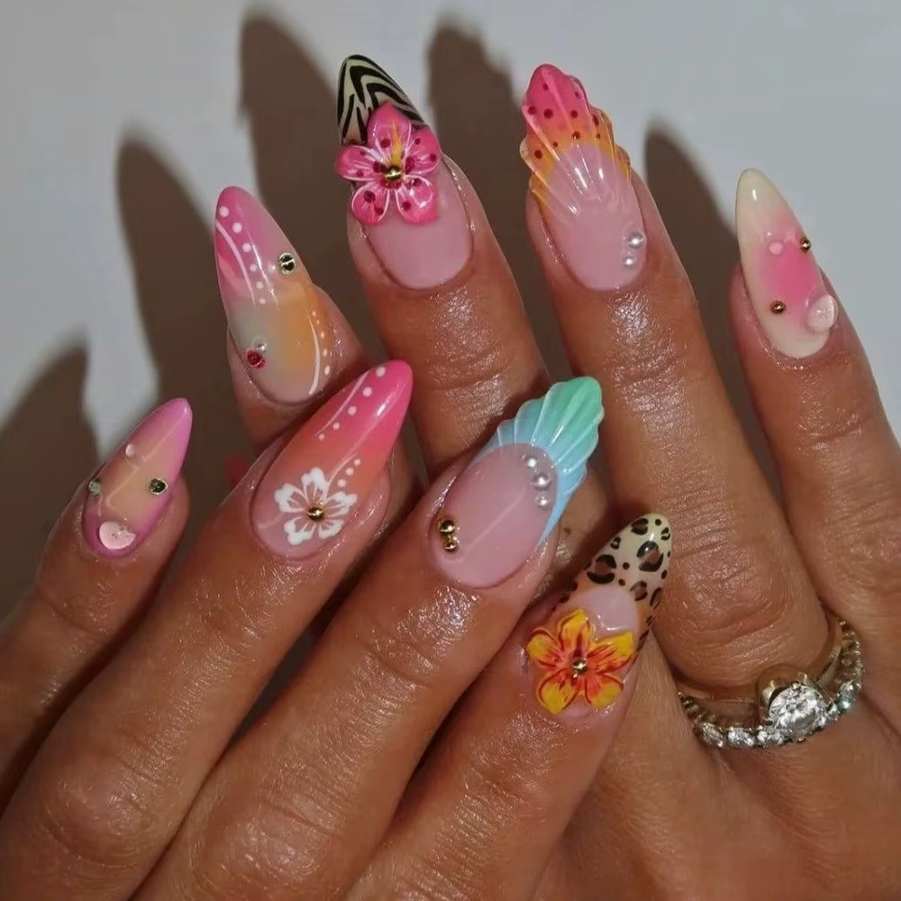 Faux ongles colorés d'été en amande, 24 pièces, avec fleurs 3D, peintures de plage, à pression, couv