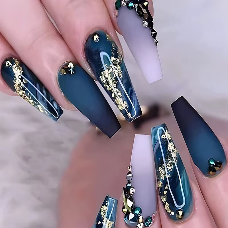 Presse à pointe française sur les ongles longs cercueil faux ongles brillant faux ongles couronne pa