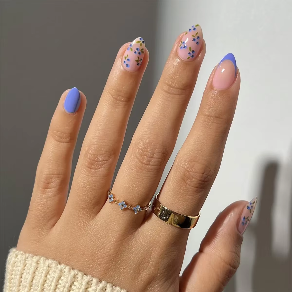 Faux ongles 3D citron rayés bleu et blanc, style chic d'été, courts et ronds, détachables, prêts à p