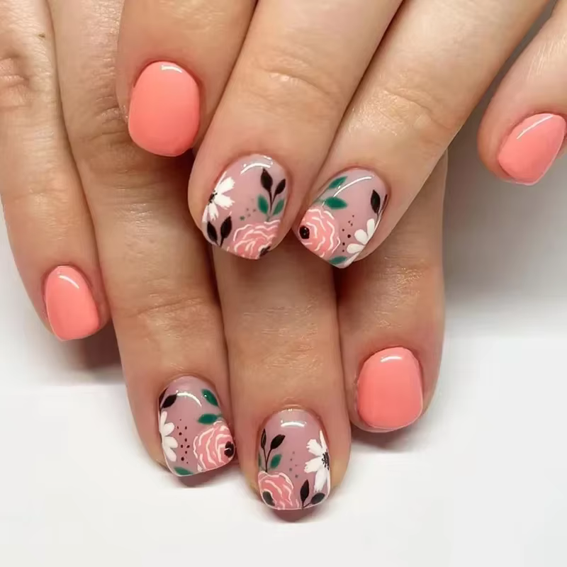 24 pièces court rétro fleur Design ongles Art manucure rose faux ongles portable carré faux ongles p