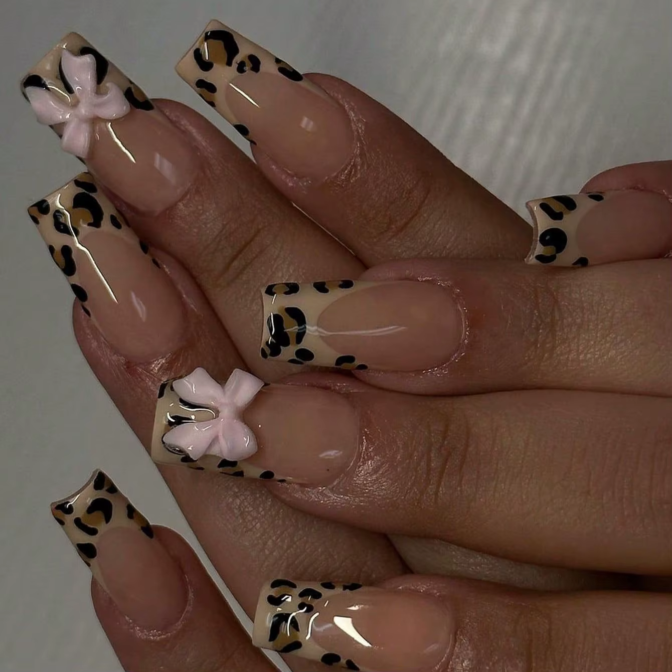 Faux ongles longs en acrylique, rose, entièrement couvert, carré, imprimé léopard, 24 pièces