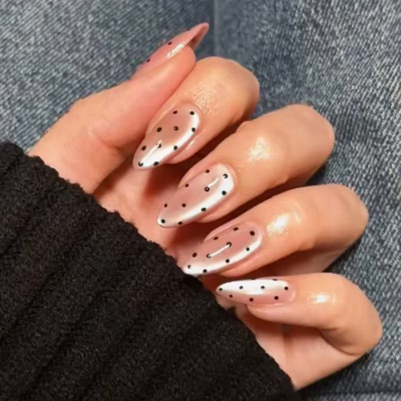 Faux ongles œil de chat rose, 24 pièces, avec points noirs imprimés, couverture complète, portables,