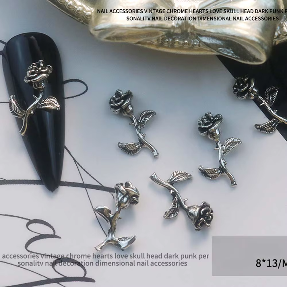 Breloque gothique Style Punk pour Nail Art, alliage 3D, ailes en argent, papillon, lune, Rose, décor