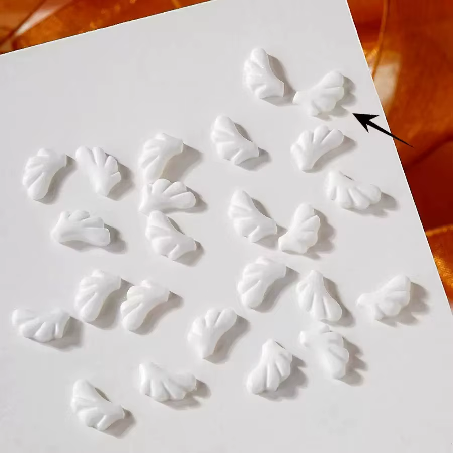 Breloques pour ongles ailes d'ange mignonnes, 50 pièces, ailes en vrac AB, pièces en résine à dos pl