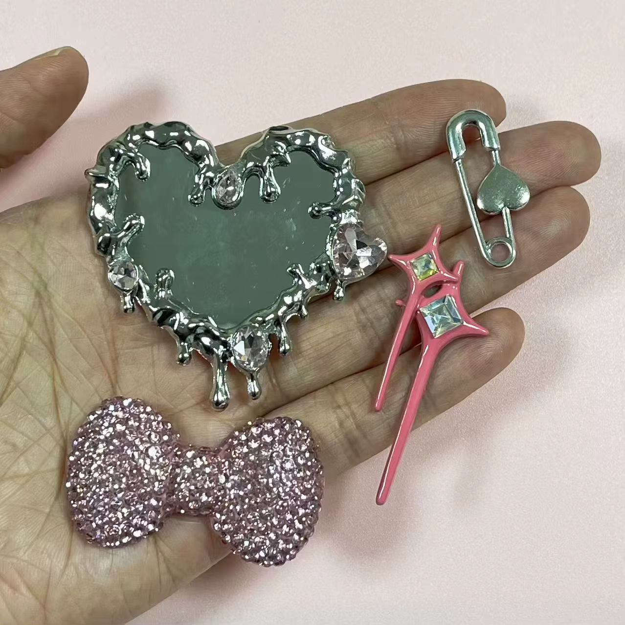 Créatif rose strass eau fluide gouttelette coeur miroir plein diamant nœud papillon connecté étoile 
