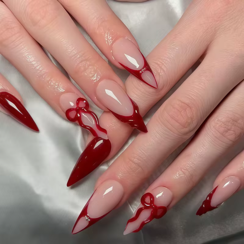 24 faux ongles pointus ondulés rouge bordeaux, parfaits pour les fêtes, les réunions et les trajets