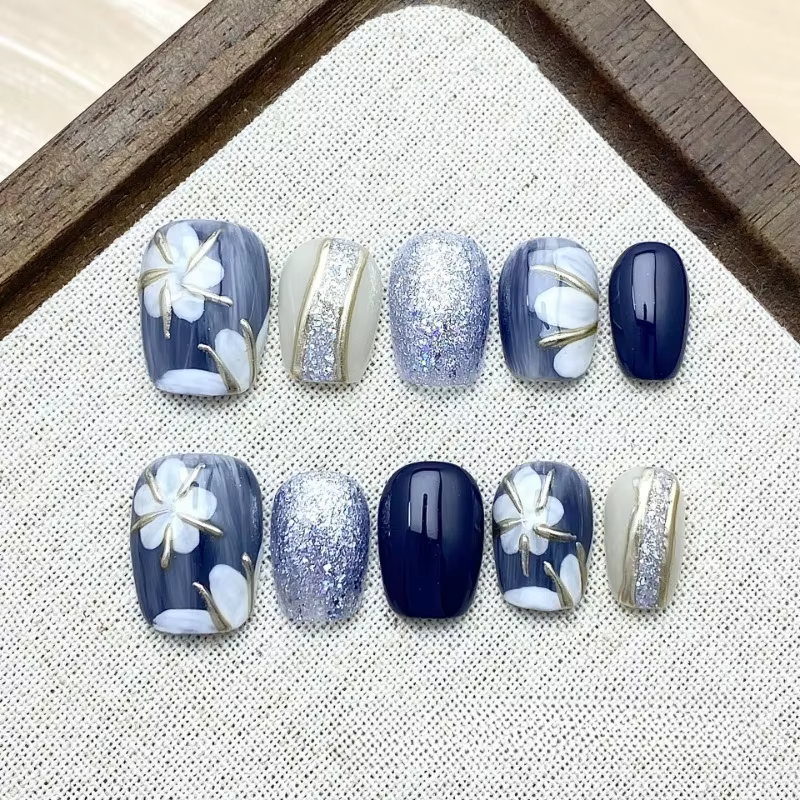 Ongles faits à la main pour filles printemps été pointes d'ongles auto-adhésives fleurs ongles court