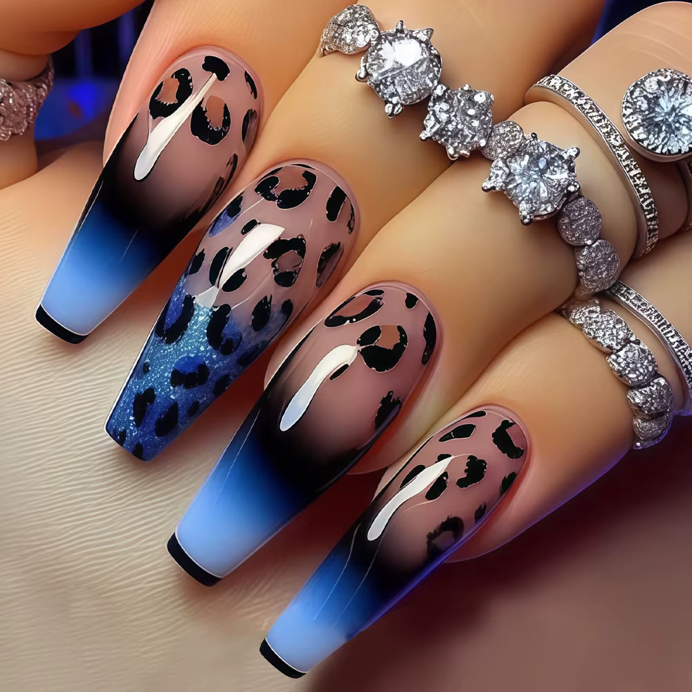 Faux ongles courts et longs pour femmes et filles, mode léopard noir violet bleu brillant ou paillet