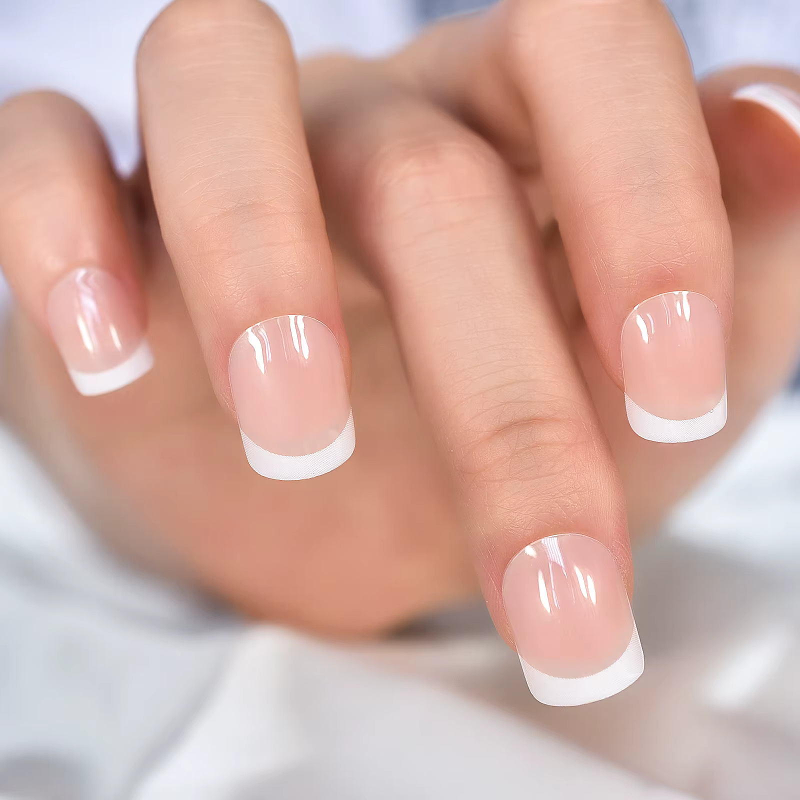 Fench manucure 24 pièces presse sur les pointes des ongles ongles courts Squoval faux ongles réutili