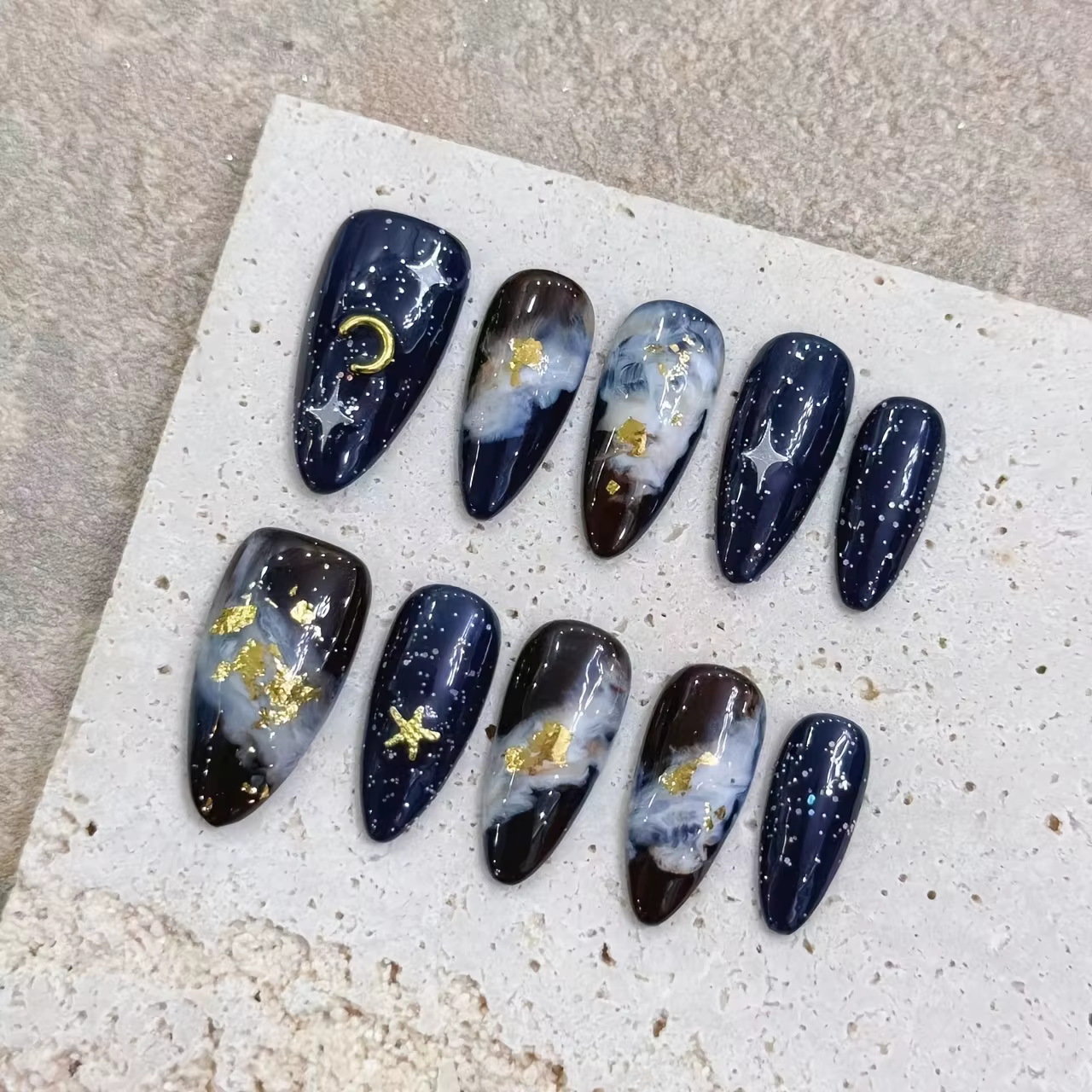 10 pièces haut de gamme amusant graffiti or mémoire douce soeur exclusive faux ongles faits à la mai
