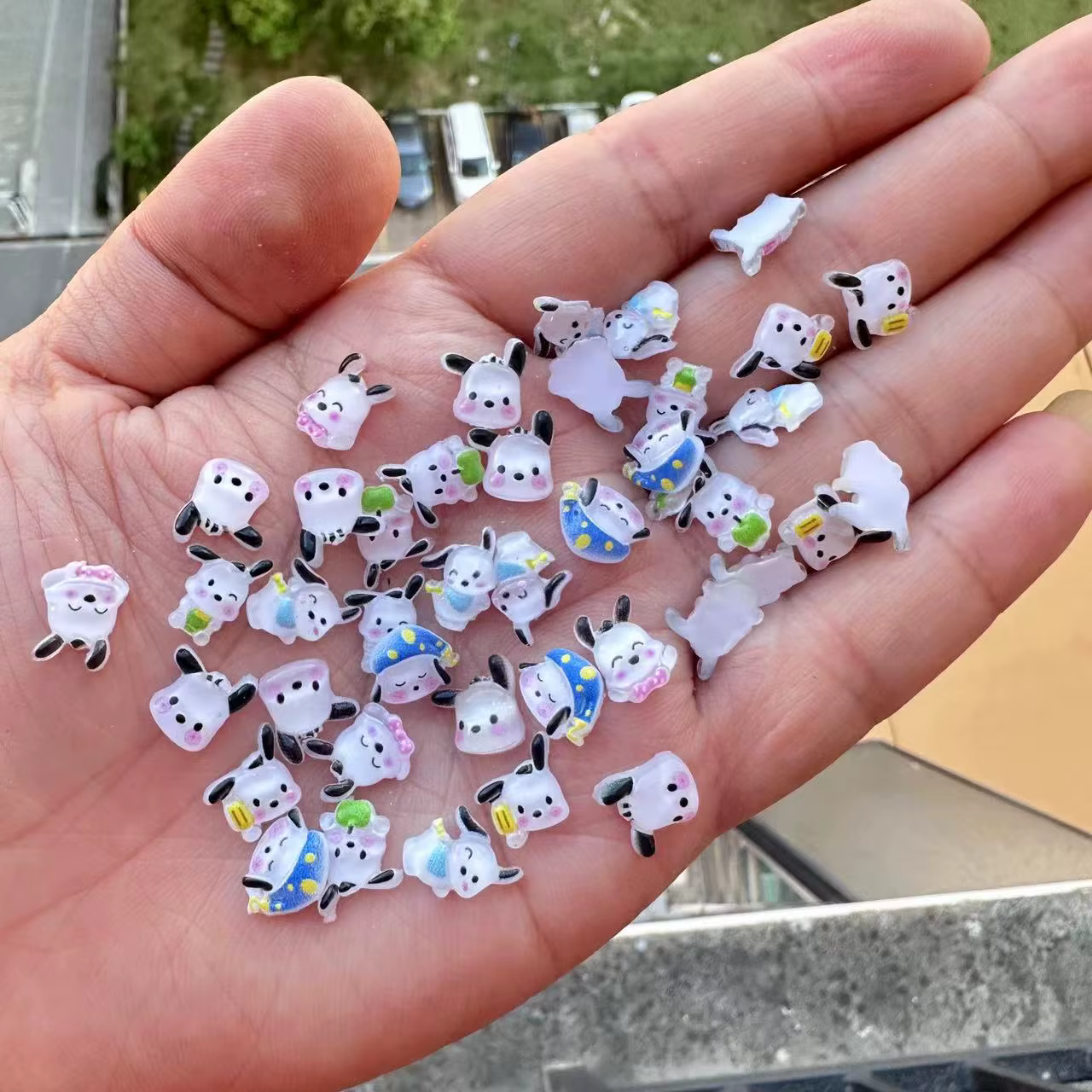 50 pièces en vrac Kawaii breloques mixtes pour ongles, dessin animé Sanrioed Hello Kitty Kuromi ongl