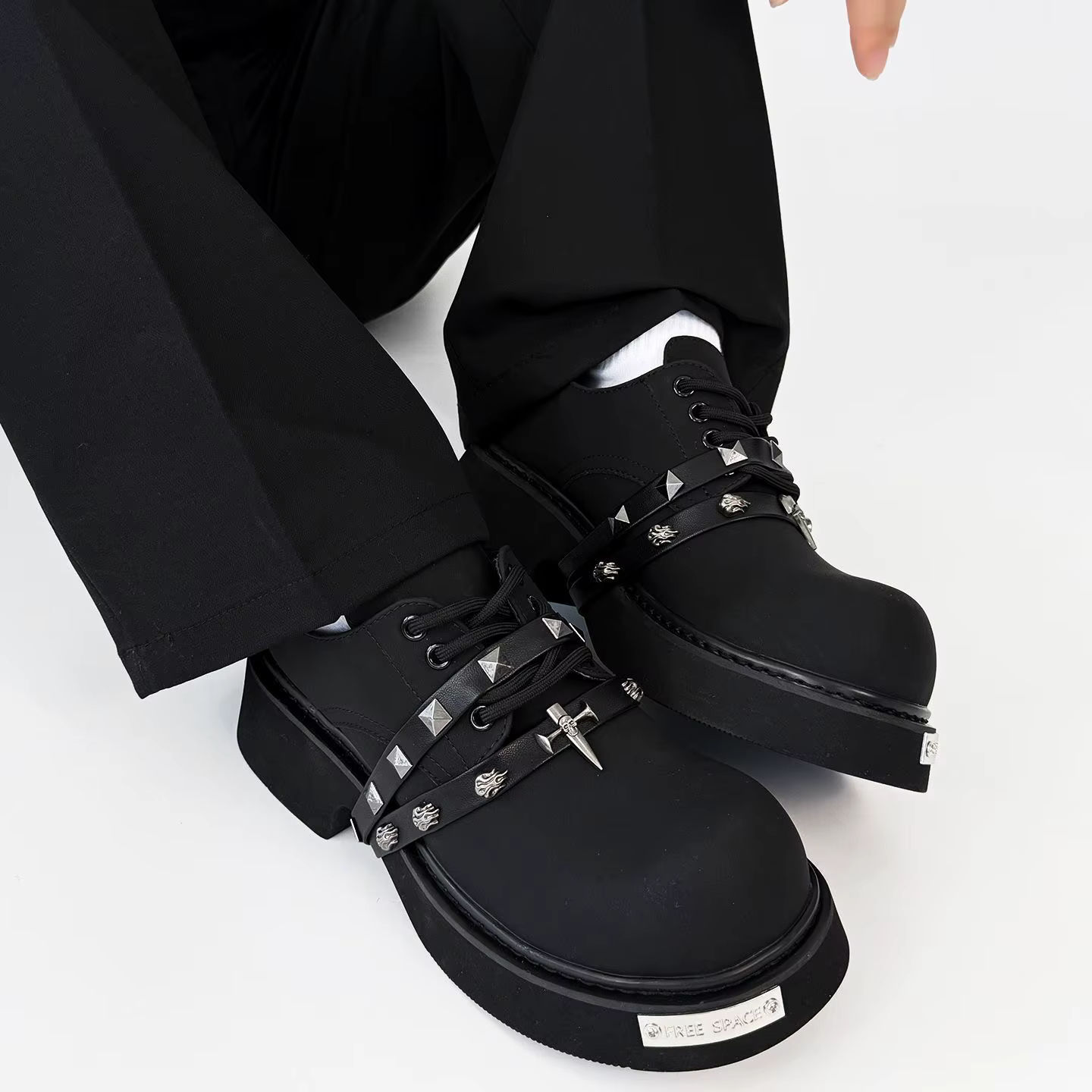 Hommes femmes à semelles épaisses grosse tête rétro Derby chaussures mode haute qualité en cuir chau