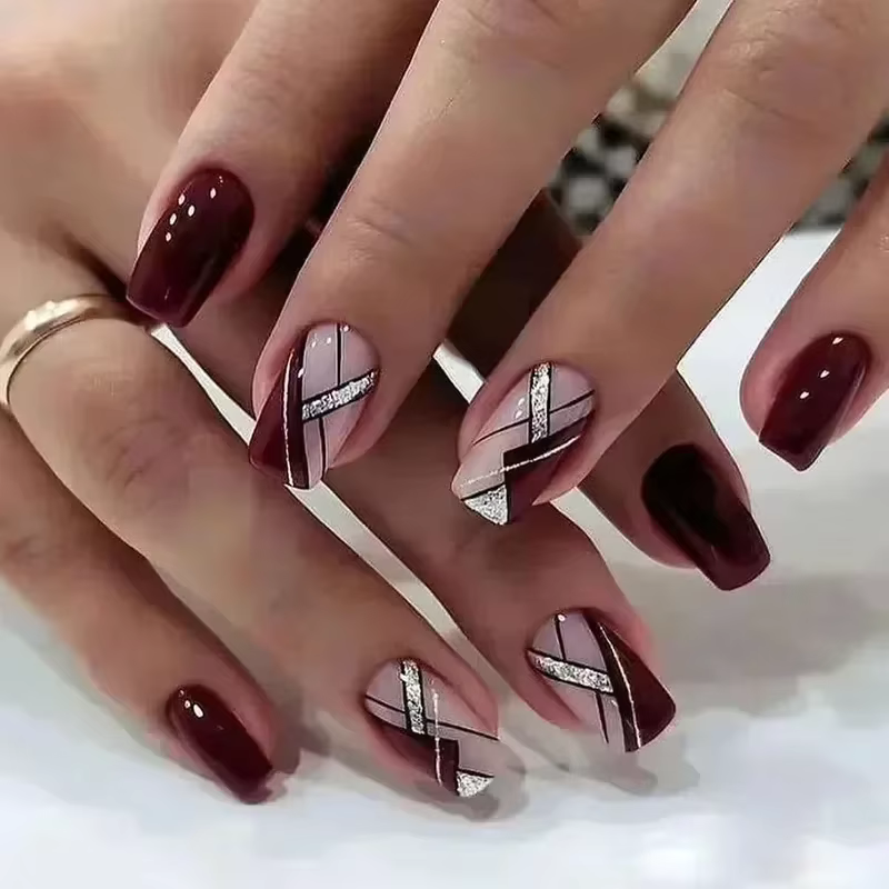 24 pièces mode faux ongles presse sur tête carrée courte faux ongles Art noir étoilé ciel conception