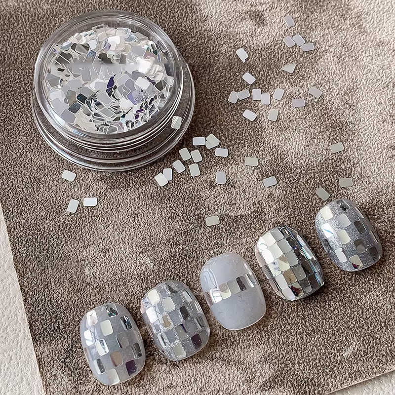 1 pot de paillettes carrées argentées pour ongles, style minimaliste et scintillant, matériaux de dé