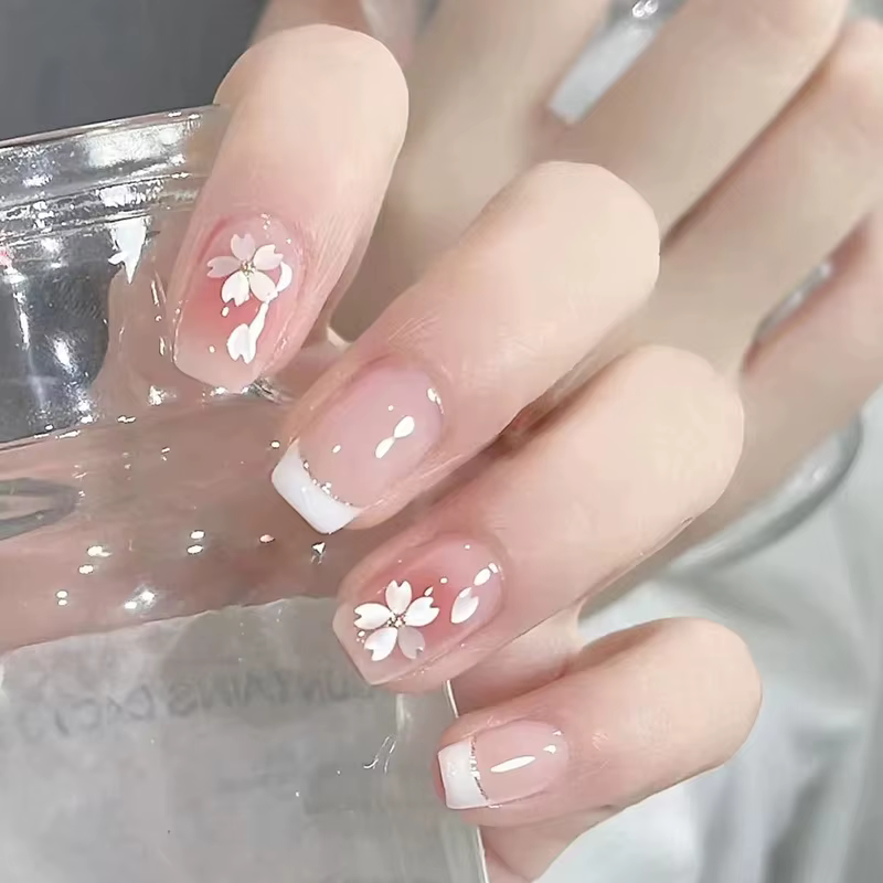 Faux Ongles Courts à Presser pour la Saison Printemps Été, 50 Styles de Fleurs, Papillon, Pointes d'