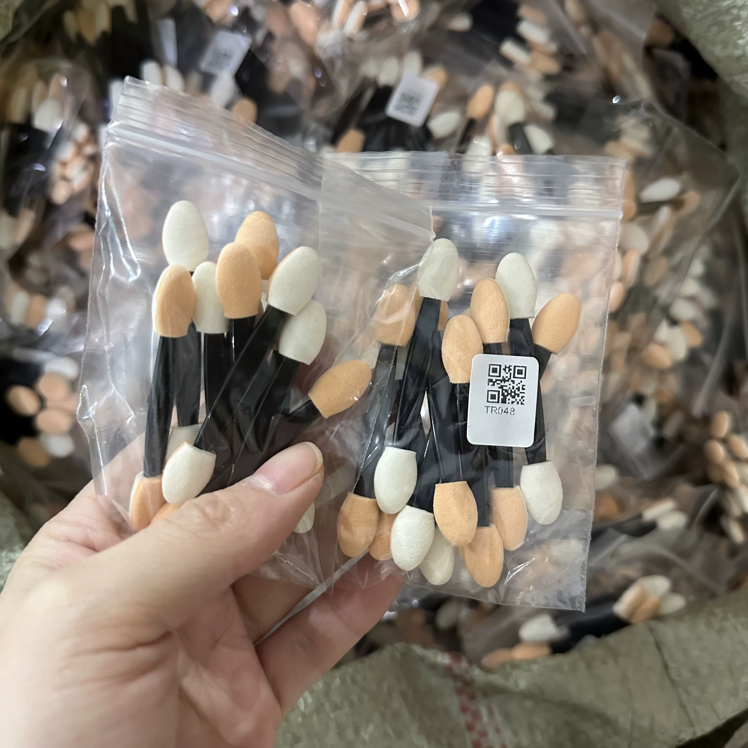 Éponge à Double extrémité pour poudre d'art des ongles, brosse multifonctionnelle pour fard à paupiè