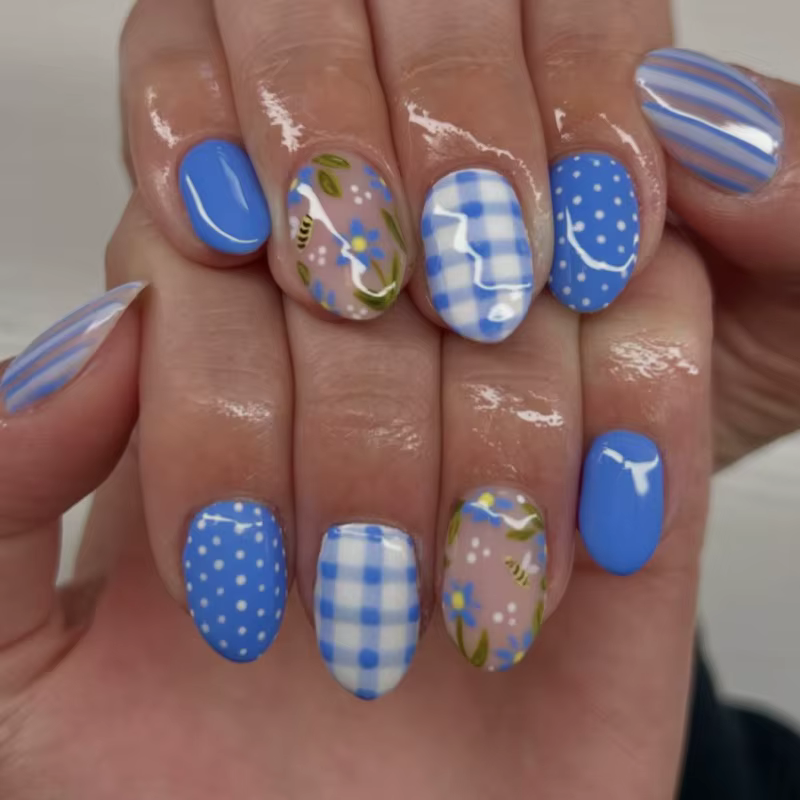 Faux ongles à rayures bleues et blanches, 24 pièces, à pression avec outils, courts et ronds, avec D