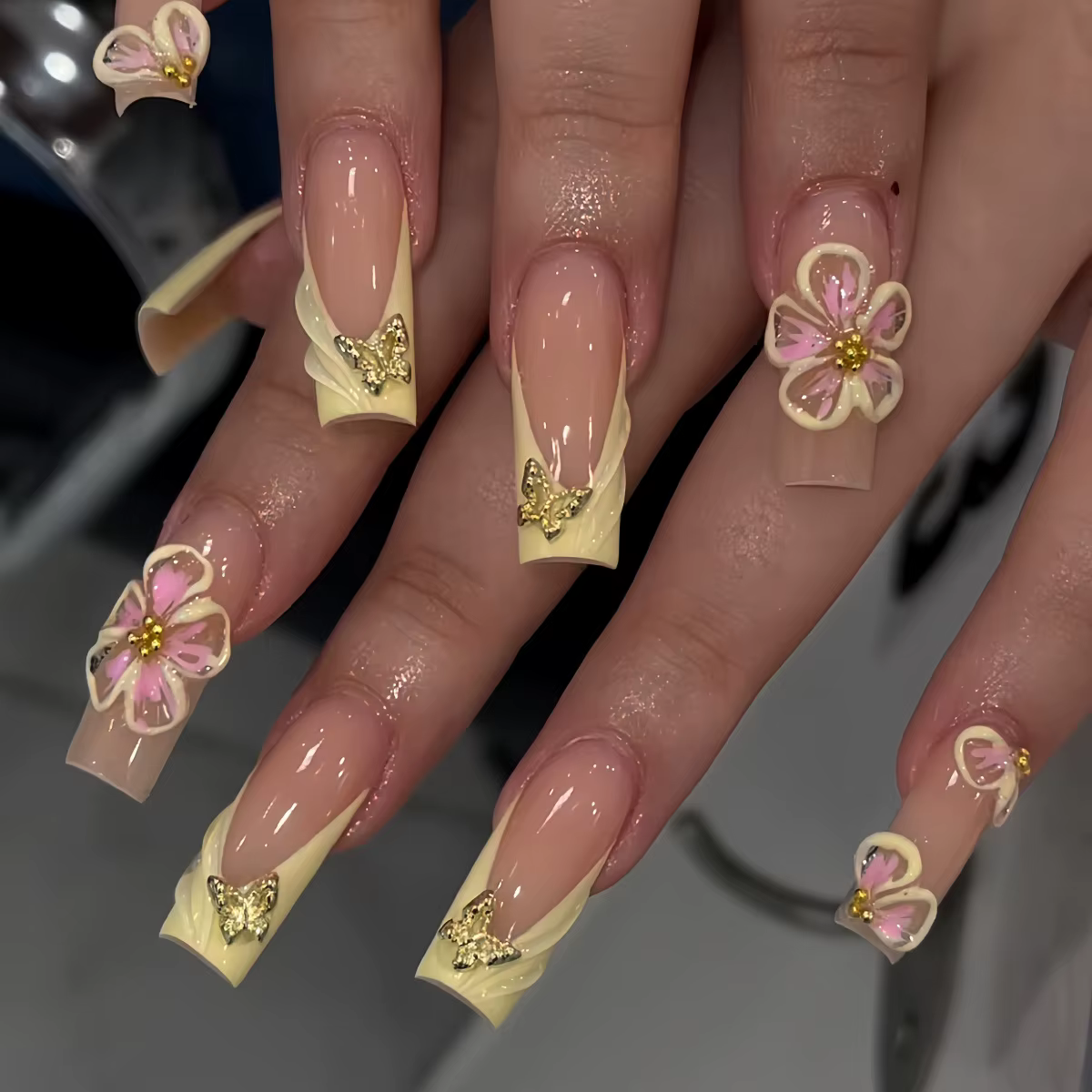 Faux ongles en forme de cercueil, longs et frais, jaune, Style français, fleur imprimée, motifs papi