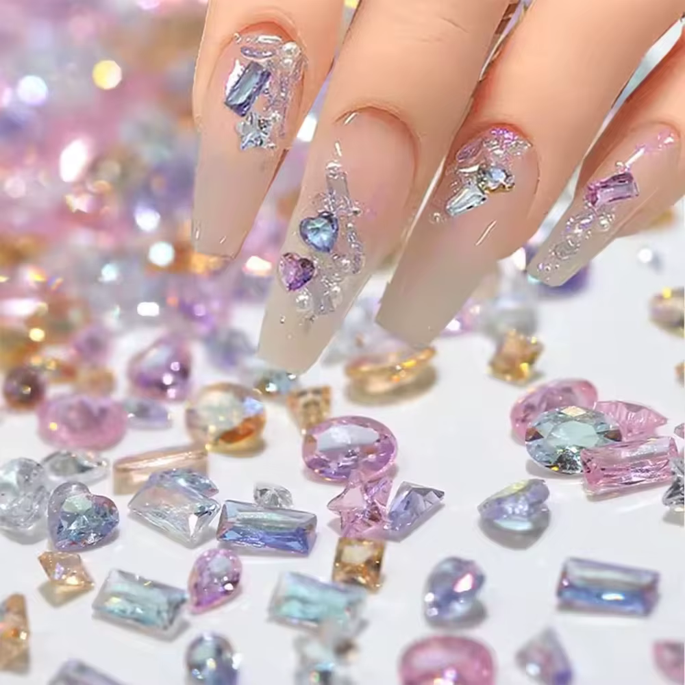 50pcs éblouissant Zircon Nail Art strass Mini 1-4mm forme mixte (rombique, ovale, coeur) ongles pier