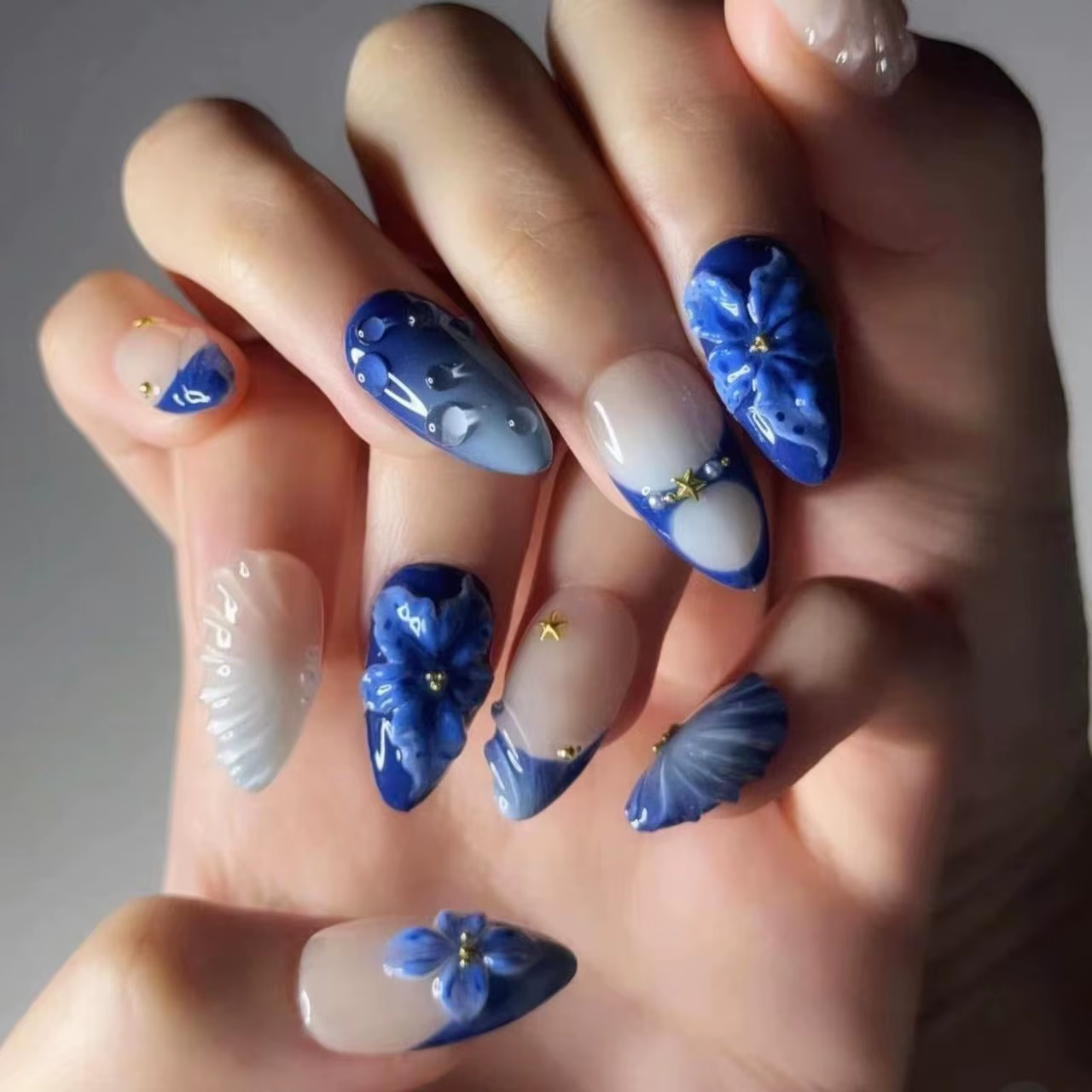 24 pièces/ensemble faux ongles 3D pour femmes filles pointes d'amande moyennes léopard à pois fleurs