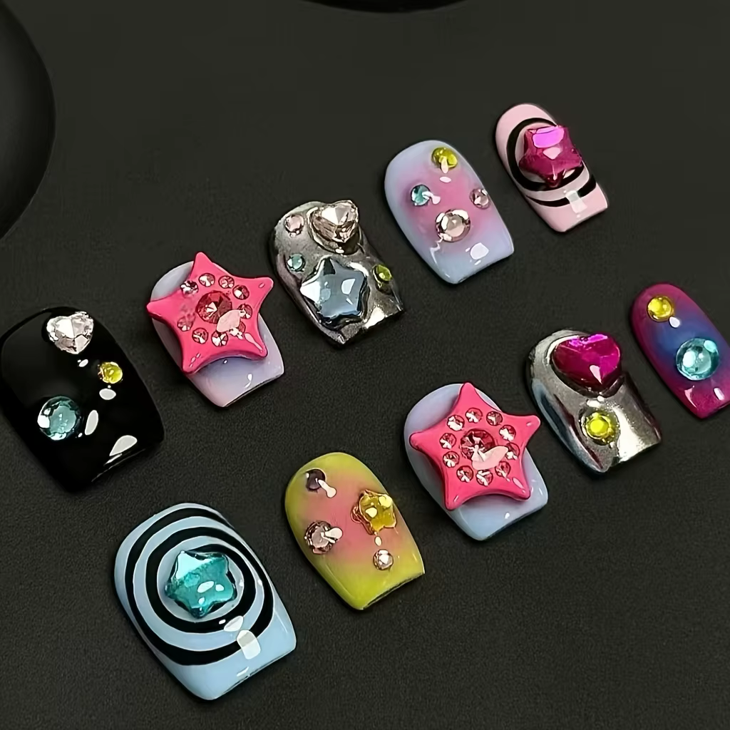 10 pièces haut de gamme pur manuel magique style court adapté à une variété de personnes faux ongles