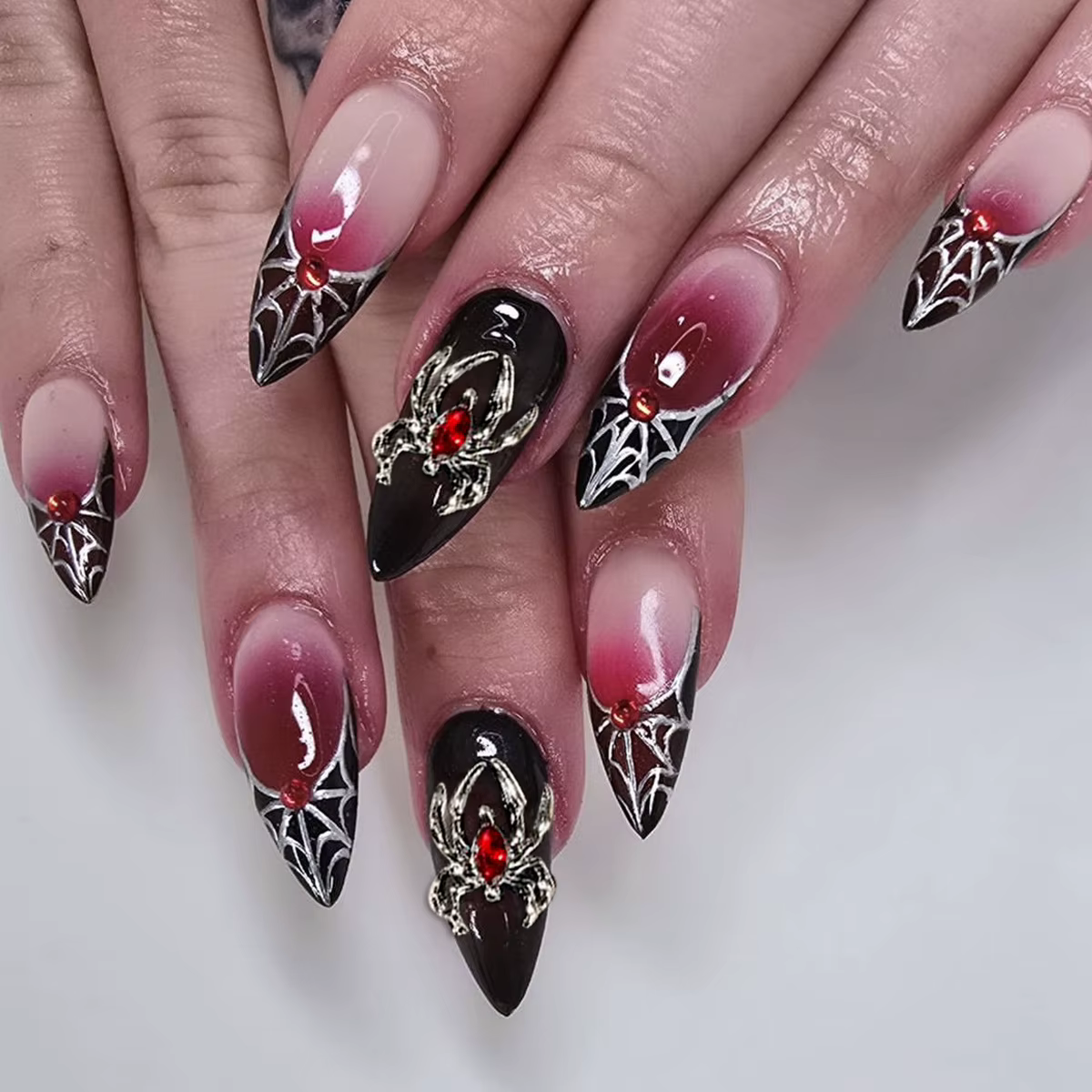 24 pièces argent araignée conception faux ongles métal lourd Halloween faux ongles conseils couvertu