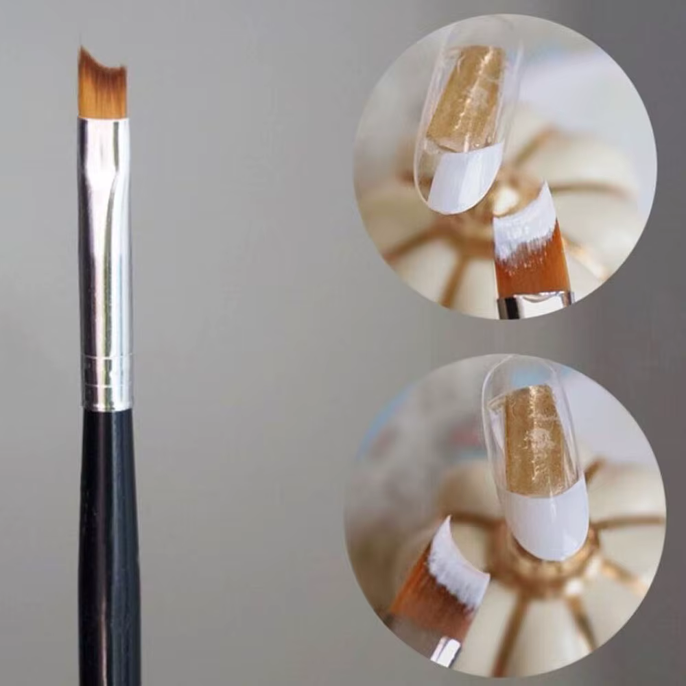 Brosse à ongles française 16CM, croissant Oblique, pointe française, poignée argent et noir, peintur