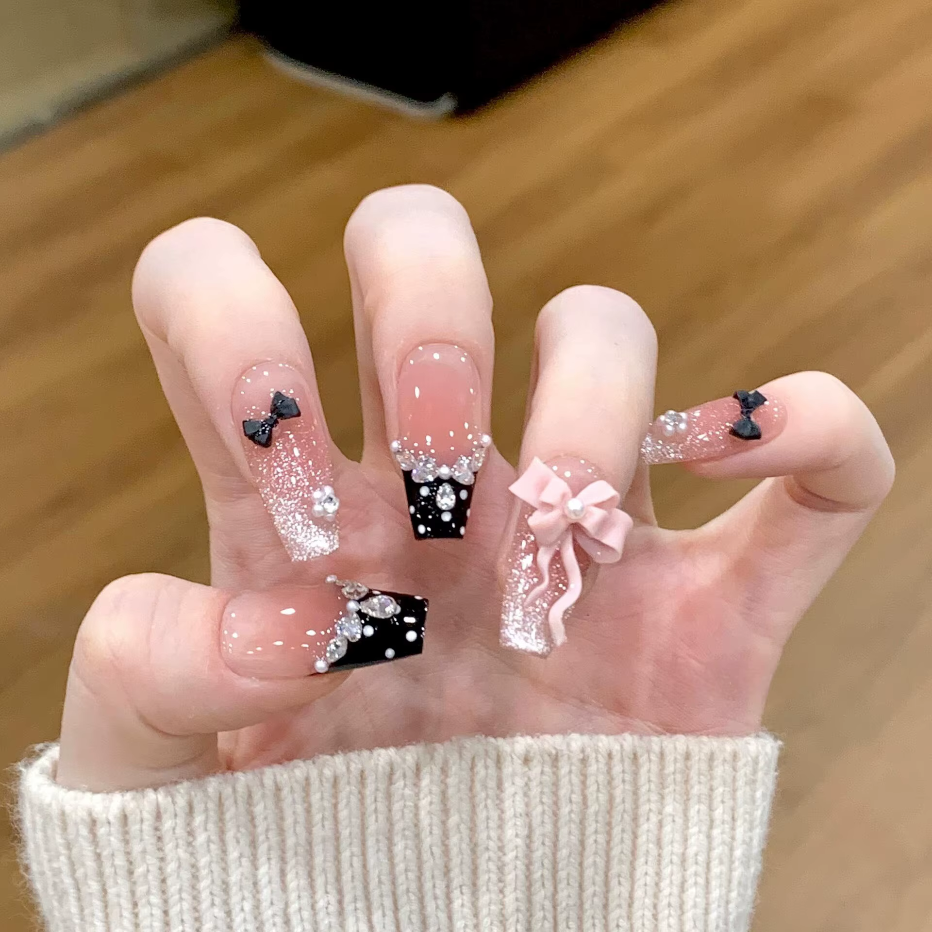 10 pièces Aurora oeil de chat presse à la main sur les ongles rose fleur de cerisier faux ongles fle