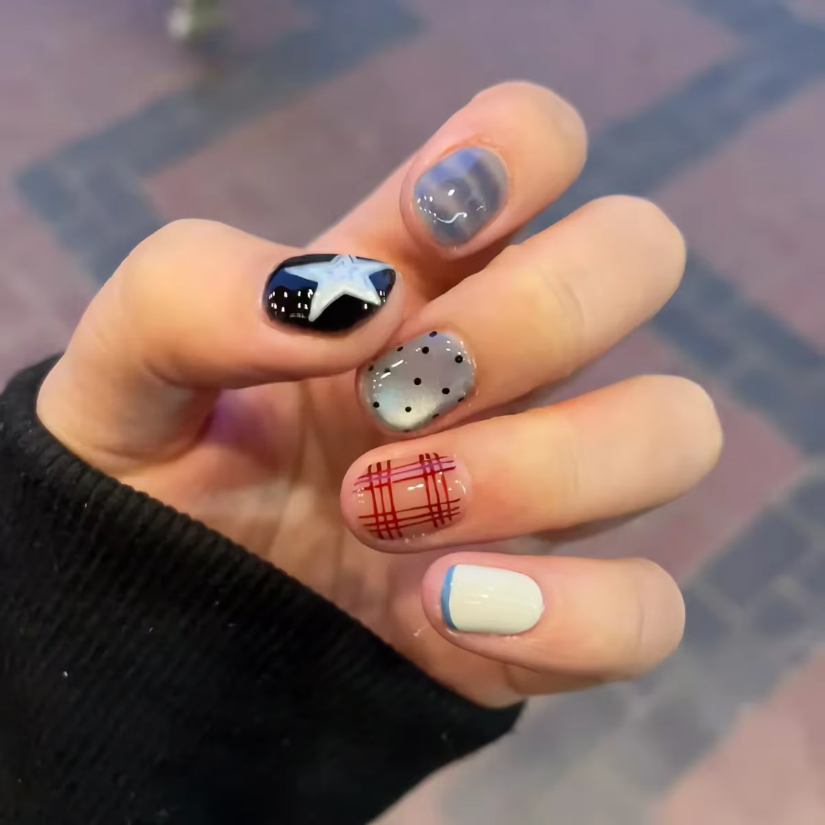 10 pièces ongles à pression de forme ovale courte-rayures de bloc de couleur et dessins d'étoiles fa