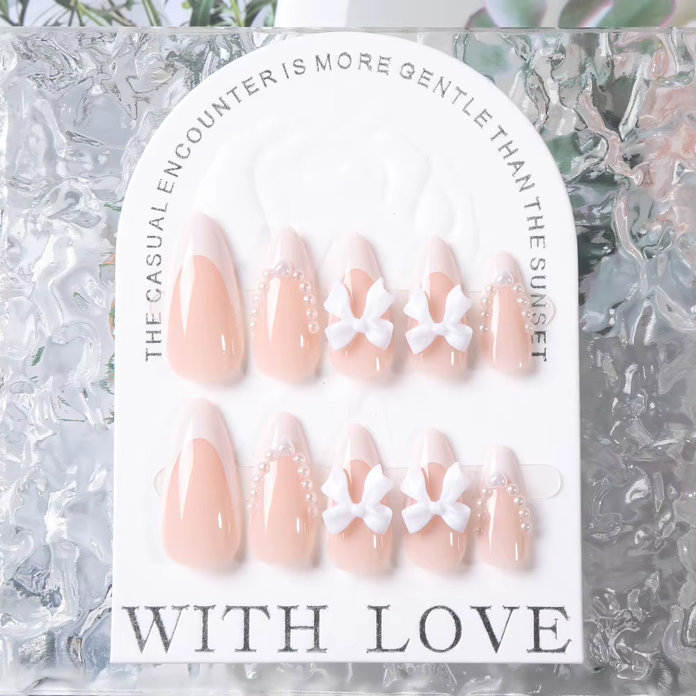 24 pièces (+ outils) perle arc nu rose presse sur ongles blanc français bout des doigts amande couve