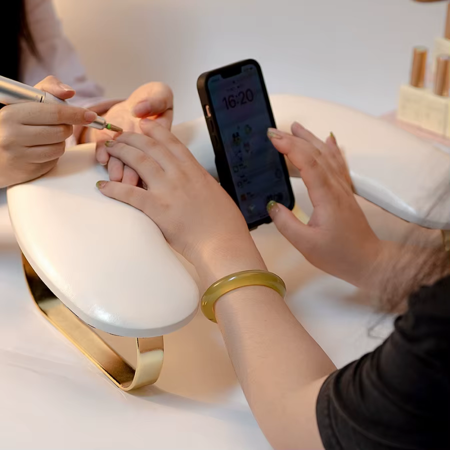 Support de téléphone professionnel et repose-bras spécial pour artistes ongulaires : repose-main en 