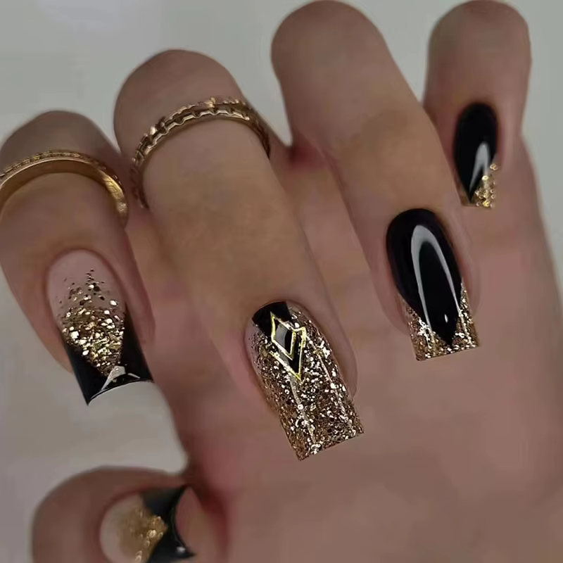 24 pièces couverture carrée presse sur ongles Halloween français doré brillant faux ongles noir réut