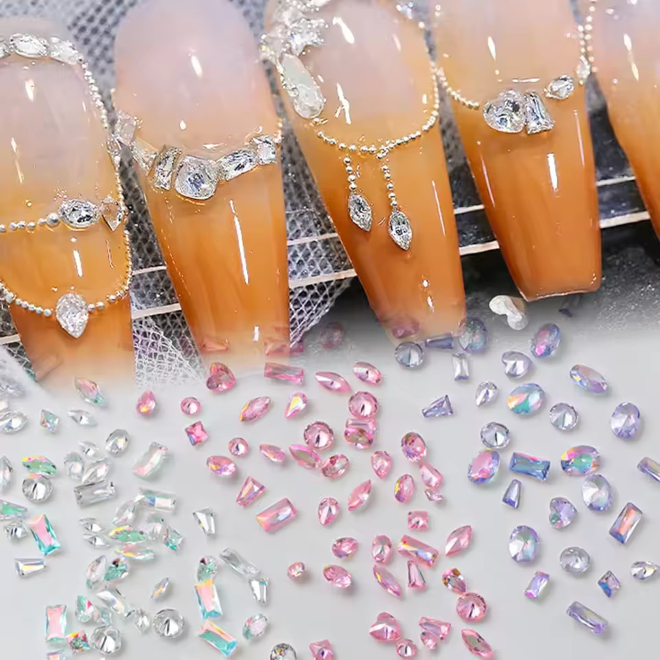 50pcs éblouissant Zircon Nail Art strass Mini 1-4mm forme mixte (rombique, ovale, coeur) ongles pier