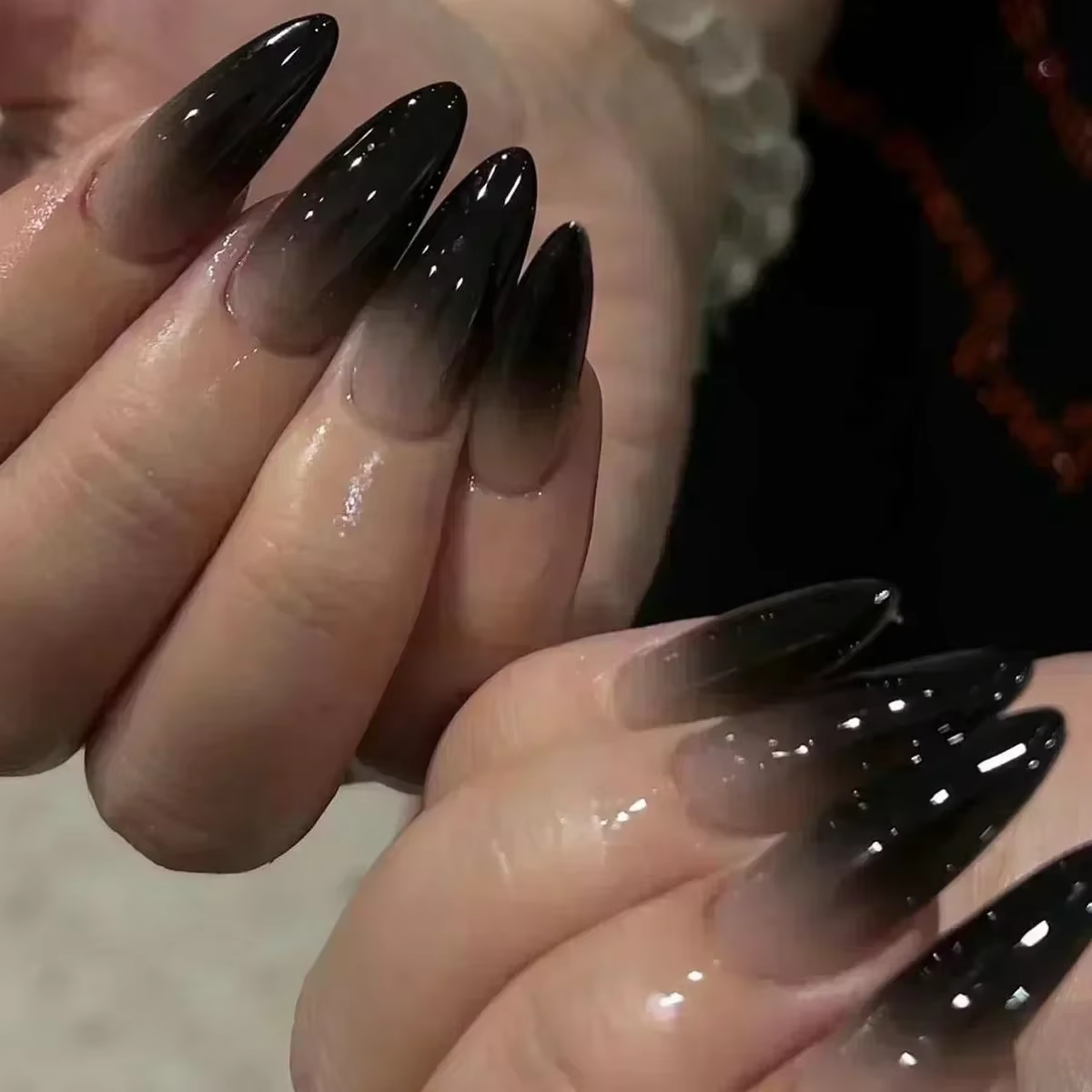 24 pièces faux ongles fille épicée arc argenté avec diamant faux ongles avec colle amande presse sur