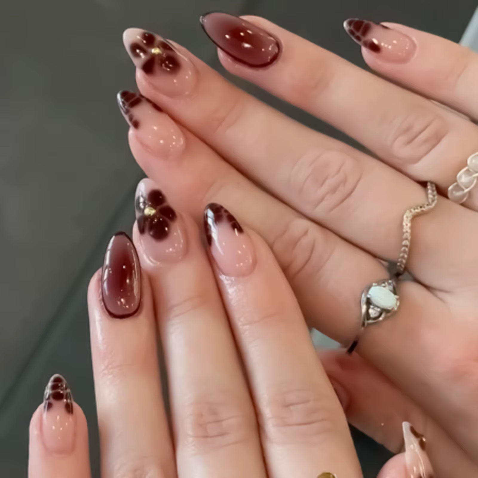 Automne faux ongles pour femmes bricolage manucure 24 pièces amande presse sur ongles fleur imprimé
