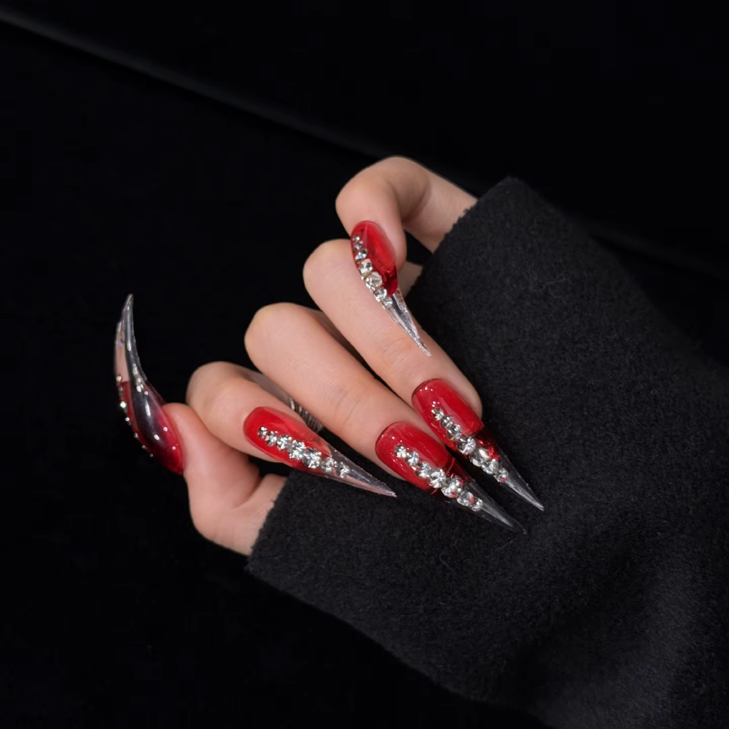 Ongles 3D portables style griffe de dragon punk, heavy metal, dark, très demandés pour l'export tran