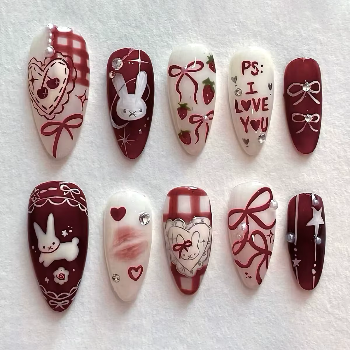 Nail art Lapin et Vin, Faux ongles Nœud Papillon Jeunesse et Douceur, Nail art Lapin Fraise Peint à