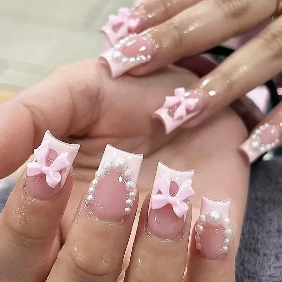 24 pièces presse sur ongles court amande nœud papillon noir presse sur ongles blanc perle douce poin