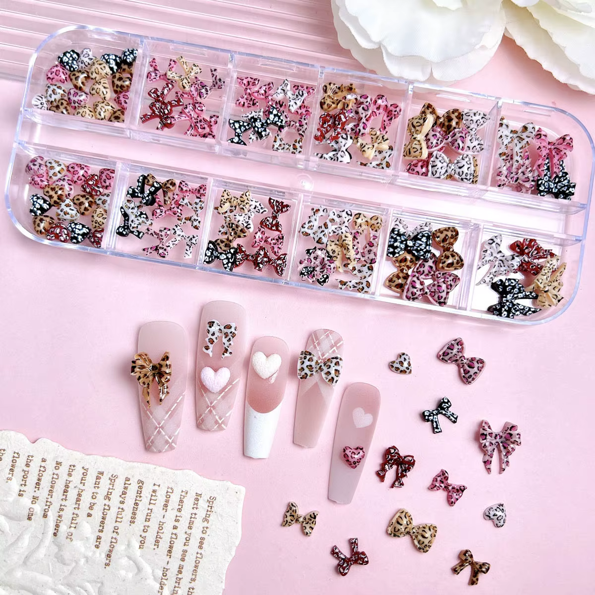 1 boîte vente chaude imprimé léopard ruban arc résine ongles breloques 3D fond plat coloré tacheté c