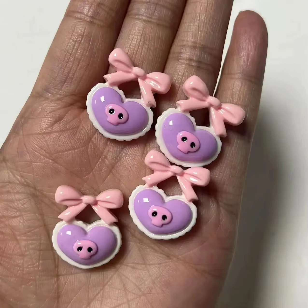Breloques décoratives en résine faites à la main pour nail art, accessoires pour vêtements de cheveu