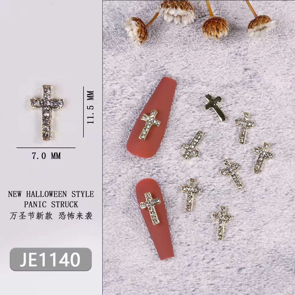 Breloques pour ongles en forme de croix Punk à paillettes complètes, 7x11.5cm, croix en métal argent