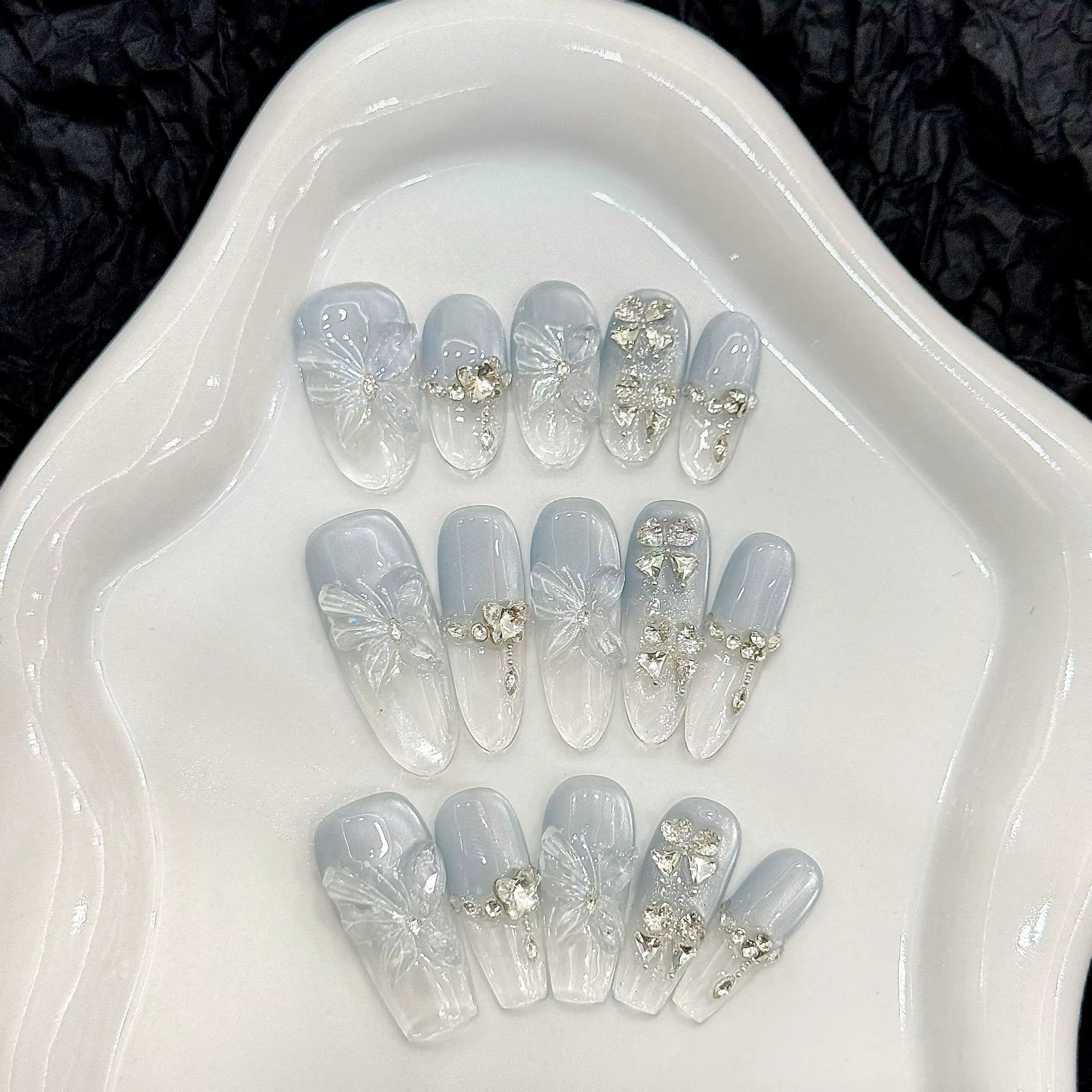 10 pièces à la main bleu glace dégradé presse sur ongles avec papillon conception faux ongles portab