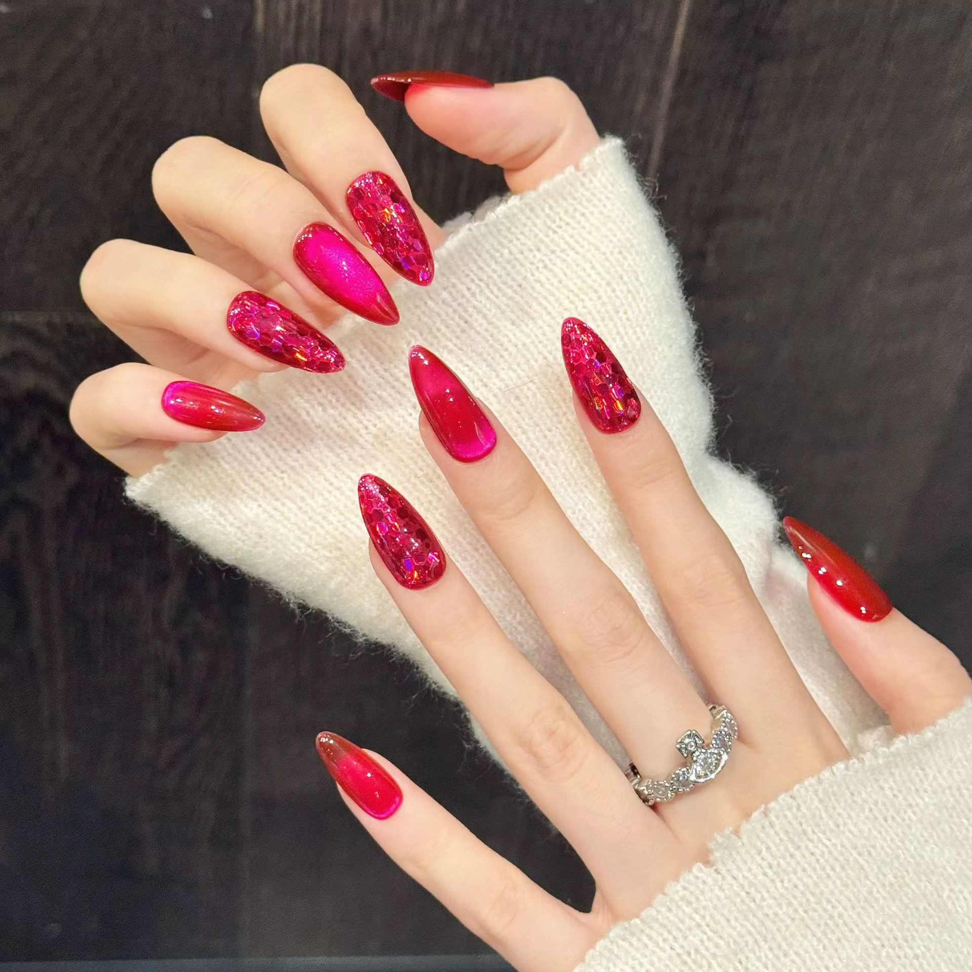 10 pièces Rose rouge oeil de chat presse sur ongles solide Pitaya couleur amande à la main faux ongl