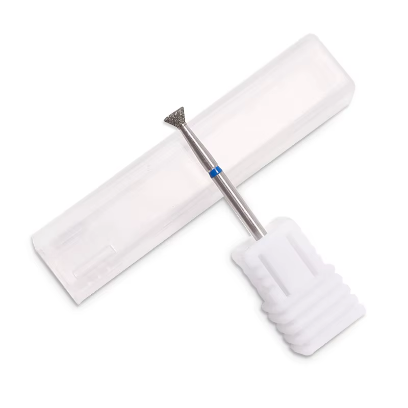 Foret à ongles pour nettoyer les cuticules, outil pour enlever la colle de débordement, traitement d