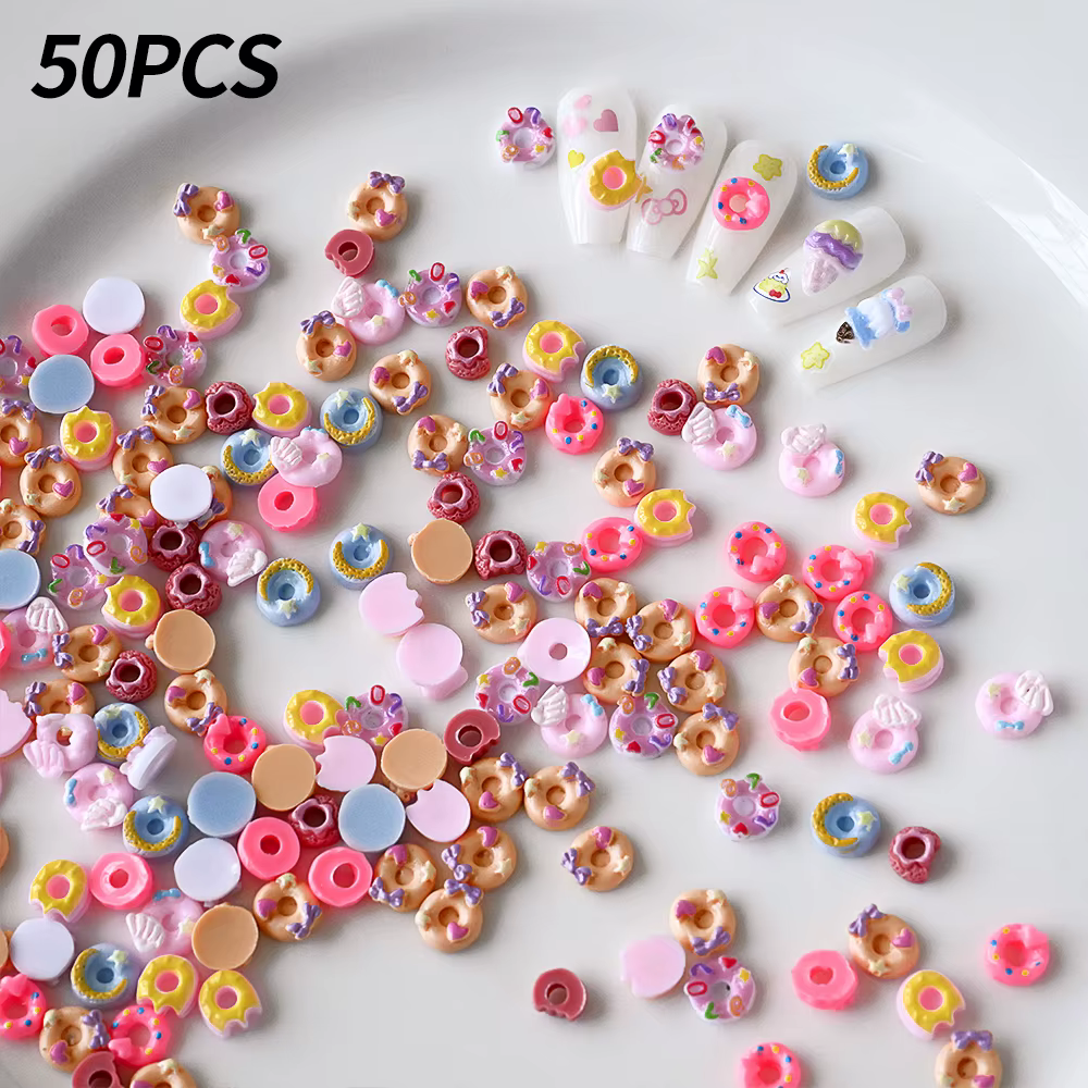 50 pièces 3D mixte Kawaii beignets Nail Art breloques dessin animé Dessert/beignet ongles décoration