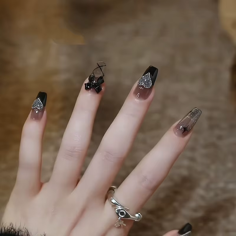 24 pièces/1 boîte filles chaudes portent des gros arc filles chaudes Nail Art faux ongles