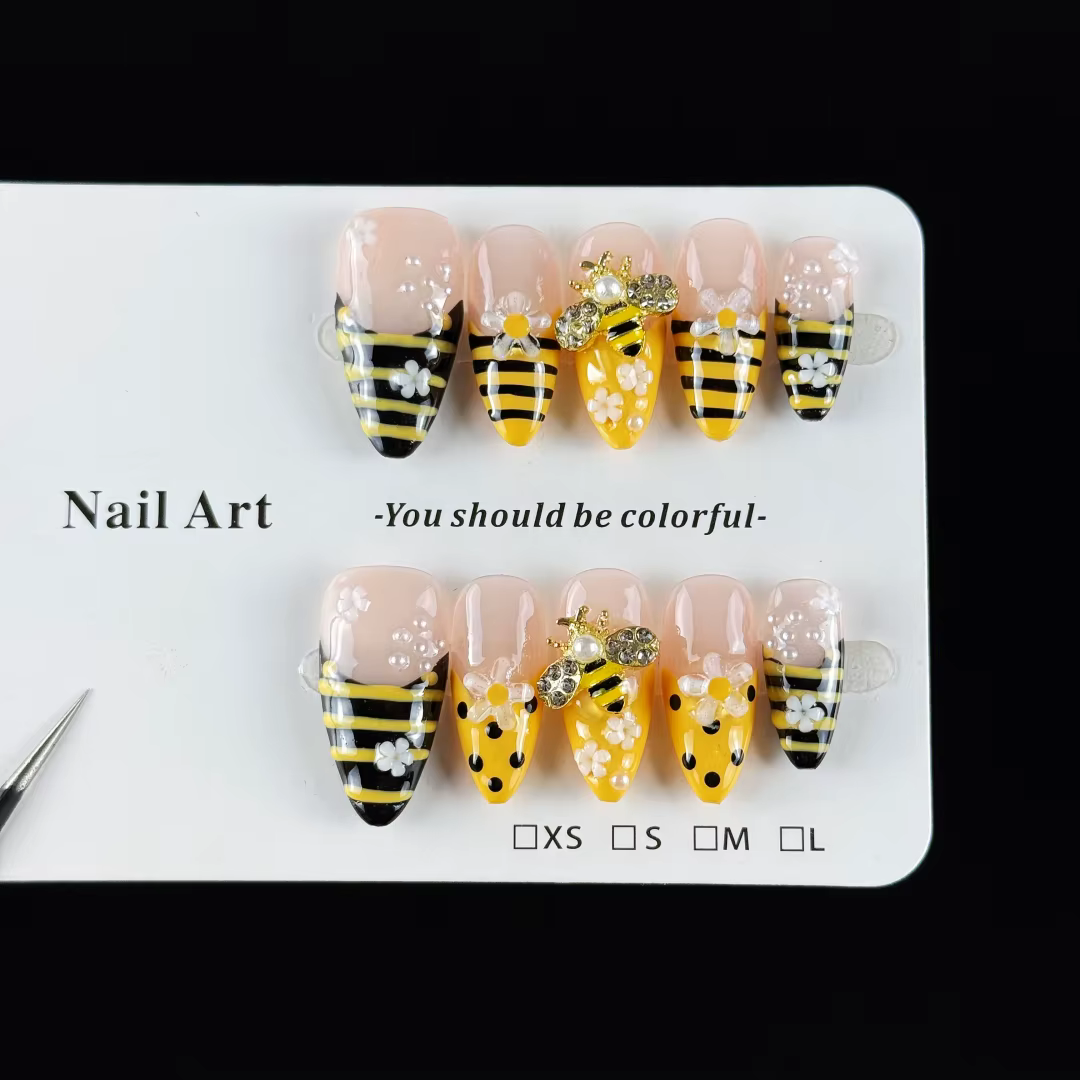 10 pièces de faux ongles haut de gamme, style dessin animé mignon, motif zèbre peint à la main, desi