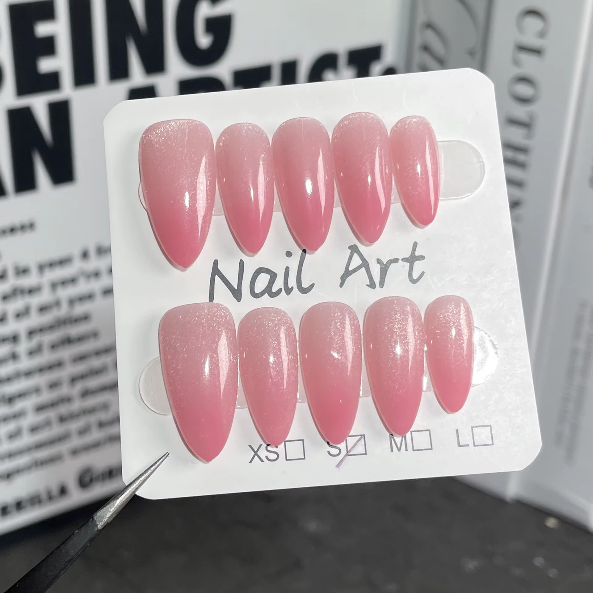 Lot de 10 faux ongles rouges faits à la main, à presser, en acrylique, mi-longs, forme amande, pour