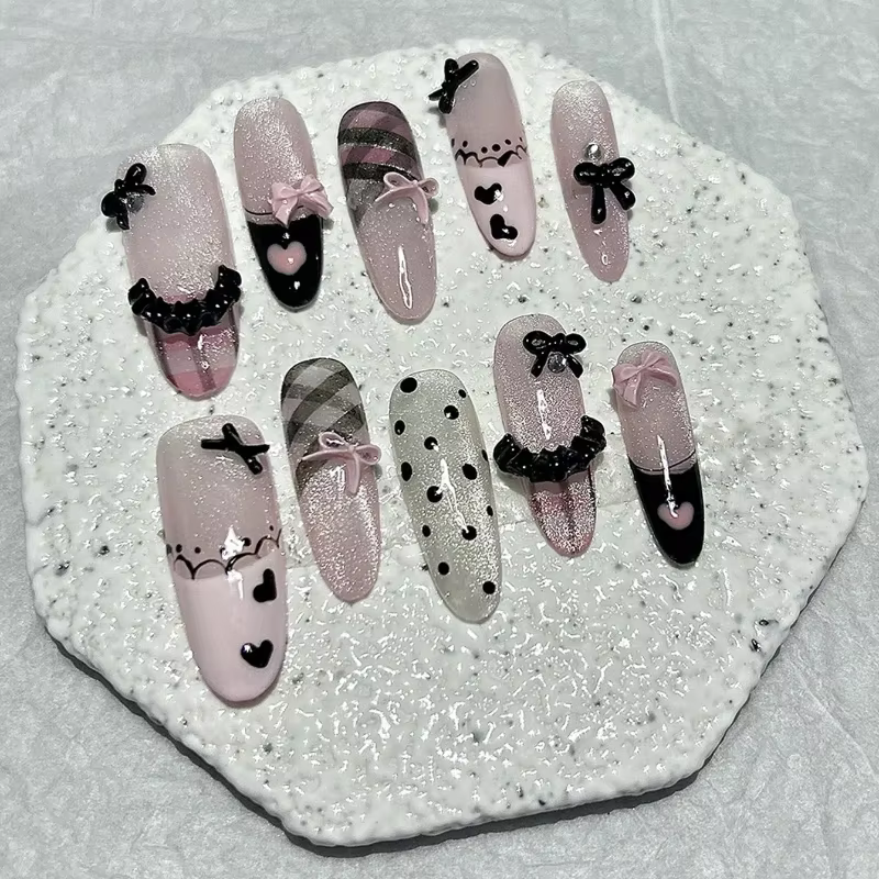 Noir rose doux français amande presse à la main sur les ongles grille à pois amour jupe Ballet faux