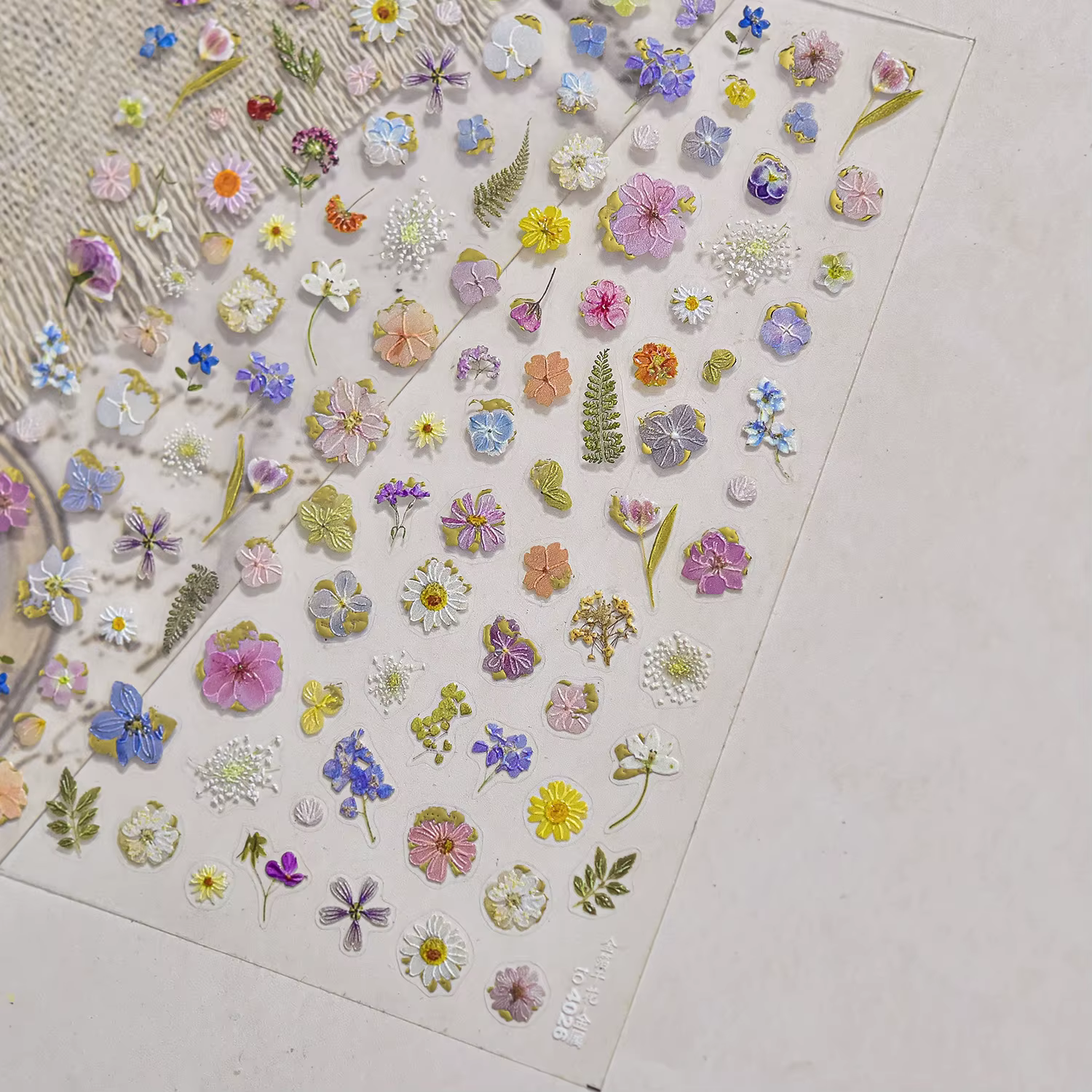 Autocollant d'ongle de diamant de cristal de marguerite sauvage 5D adhésif fleur autocollants d'art